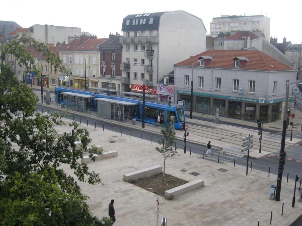 Hotel Le Parisien Reims Zimmer foto